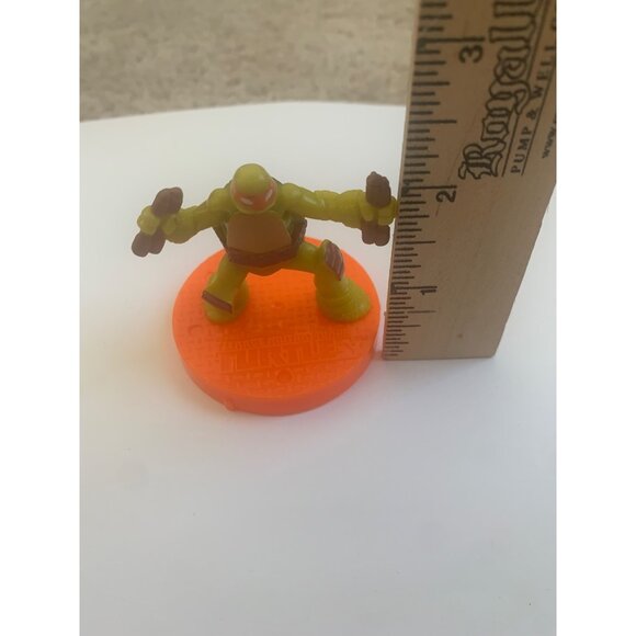 Teenage Mutant Ninja Turtles McDonald's 2018  2.5” Toy Figure Leonardo With Dual - Picture 8 of 11